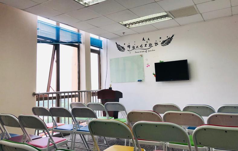 重庆零基础学英语哪家机构靠谱？-第1张图片-厚德教育培训