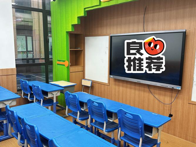 石家庄英语播音机构怎么选？-第1张图片-厚德教育培训