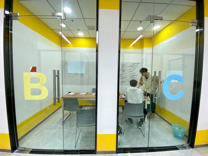 重庆英语培训学校哪家好？-第2张图片-厚德教育培训