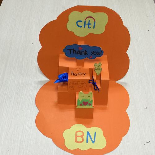 幼儿英语培训课堂小礼物-第1张图片-厚德教育培训