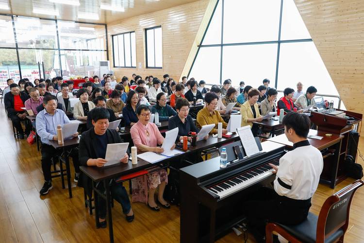 老年英语培训在北京哪里好？-第3张图片-厚德教育培训