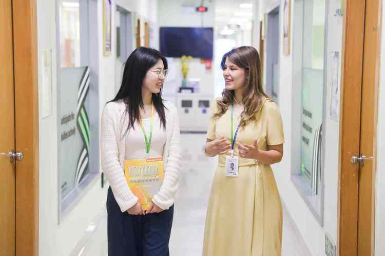 职场英语培训机构哪个好?-第1张图片-厚德教育培训 职场英语培训机构哪个好?-第1张图片-厚德教育培训