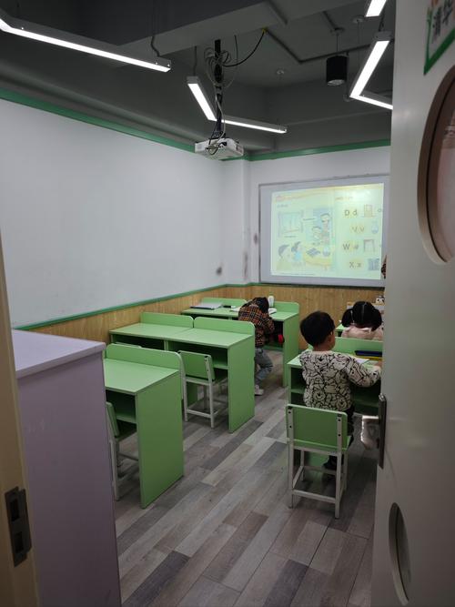 东莞厚街英语培训夜校如何报名上课？-第2张图片-厚德教育培训