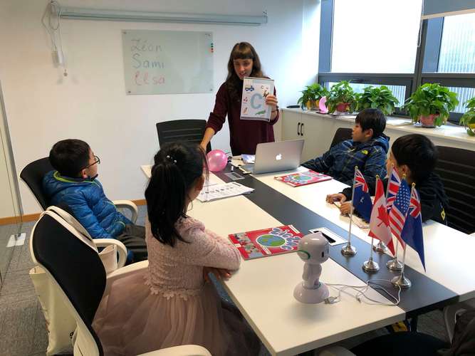 苏州企业英语培训如何提升员工实战能力？-第1张图片-厚德教育培训