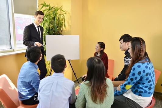 南京朗格英语培训中心-第3张图片-厚德教育培训