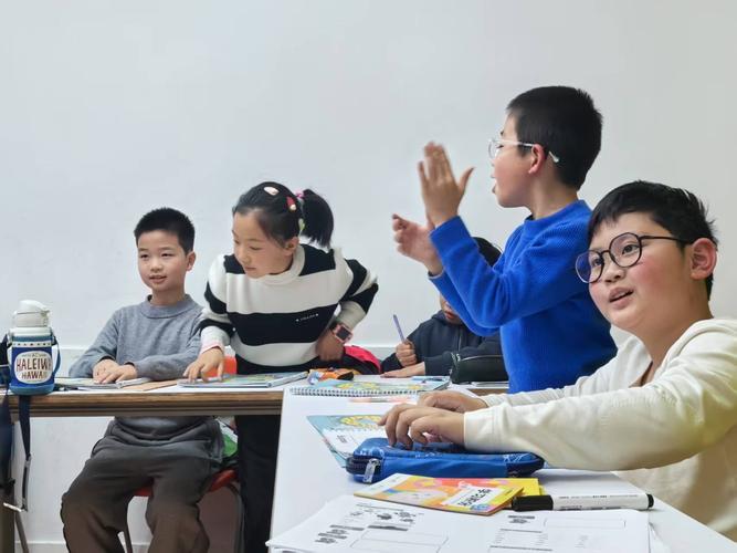 小学英语培训课，到底该不该上？-第1张图片-厚德教育培训