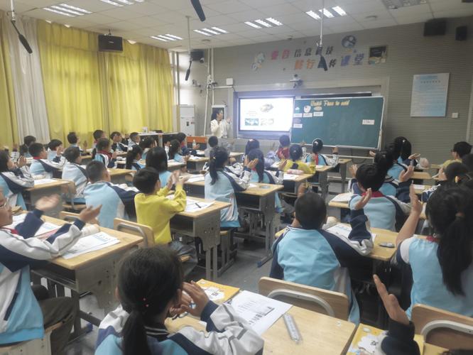 小学英语培训课，到底该不该上？-第3张图片-厚德教育培训