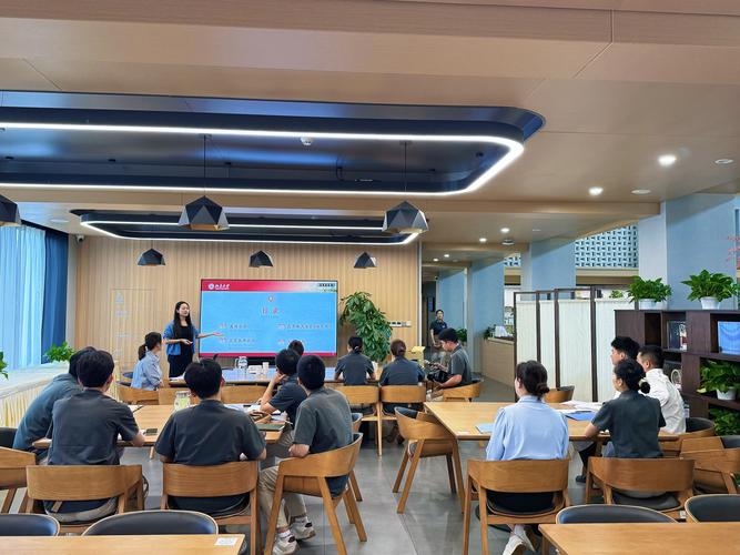 西乡高级商务英语培训哪家好？-第2张图片-厚德教育培训