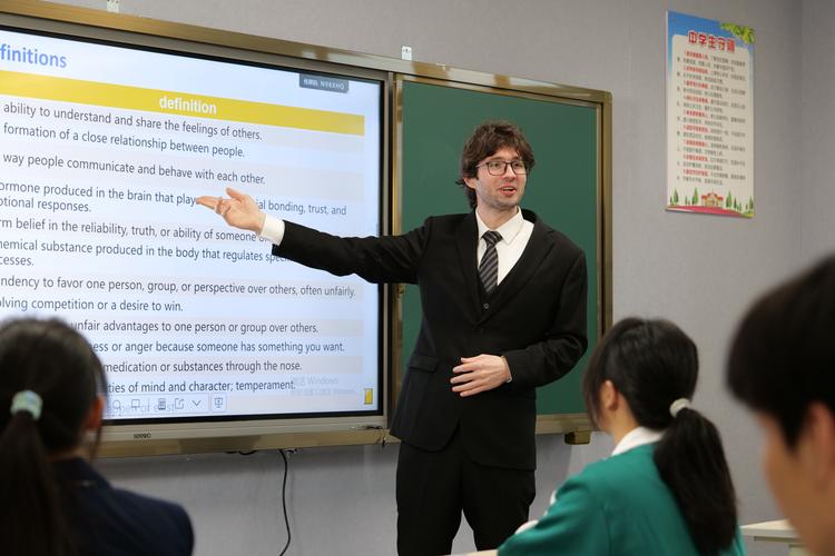 高端留学英语培训如何选？-第3张图片-厚德教育培训