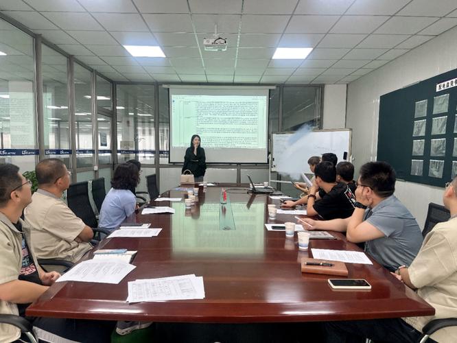 上海哪里商务英语培训-第1张图片-厚德教育培训