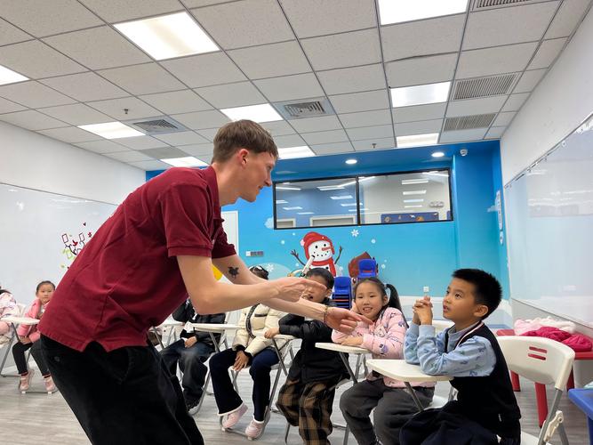 小学英语外教线上培训怎么选？-第3张图片-厚德教育培训