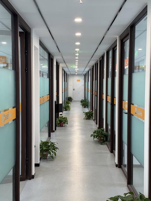 南京英语外教培训机构哪家好？-第1张图片-厚德教育培训