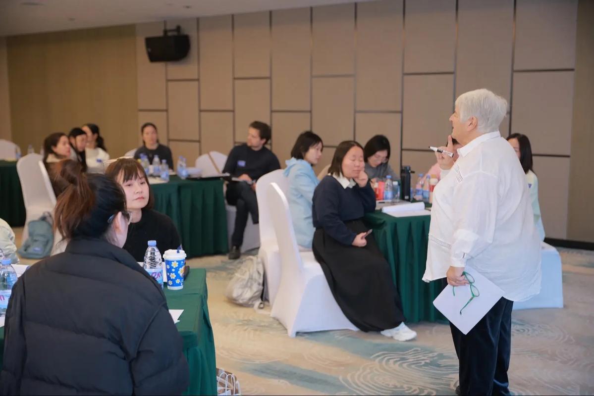 应聘英语老师培训机构-第1张图片-厚德教育培训 应聘英语老师培训机构-第1张图片-厚德教育培训