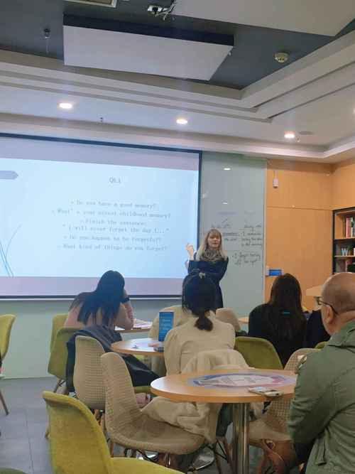 太仓网上成人英语培训怎么选?-第2张图片-厚德教育培训 太仓网上成人英语培训怎么选?-第2张图片-厚德教育培训