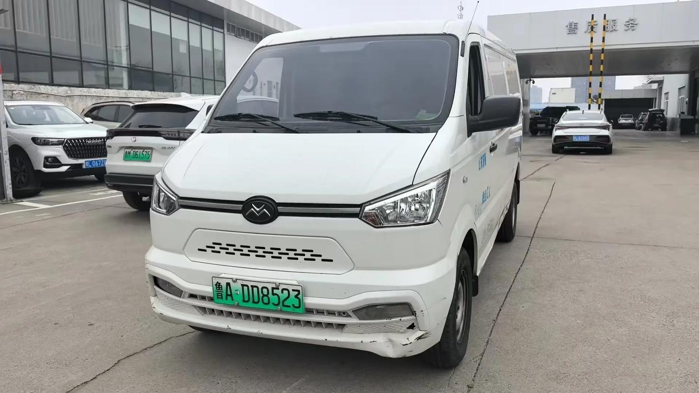 河南单招新能源汽车学啥好就业吗?-第2张图片-厚德教育培训 河南单招新能源汽车学啥好就业吗?-第2张图片-厚德教育培训