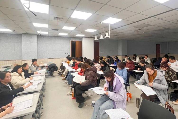 英语督导如何提升学员学习效果？-第1张图片-厚德教育培训